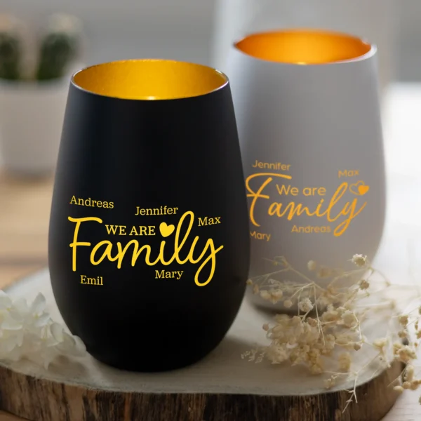 Personalisiertes Windlicht mit Gravur "We are Family"