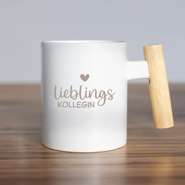 Personalisierte Tasse mit Holzgriff, graviert für Lieblingskolleginnen und Lieblingskollegen Motiv 1